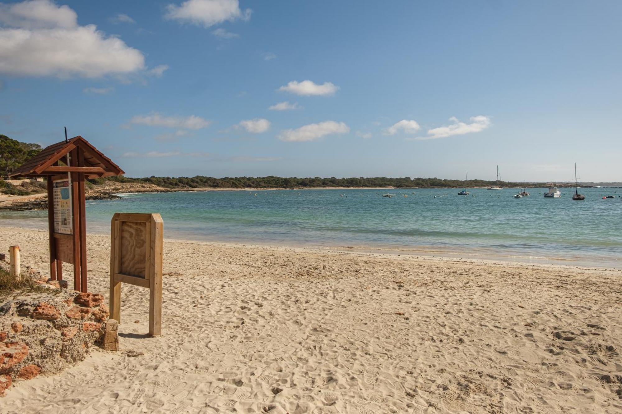 Alma Libre Beach Apartment Colonia de Sant Jordi Extérieur photo